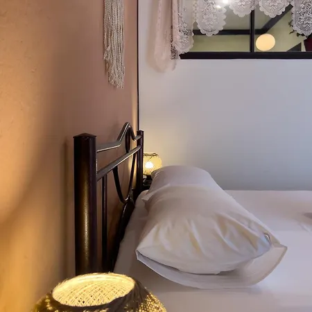 Homevision - Chic In The Apartment Thessaloniki